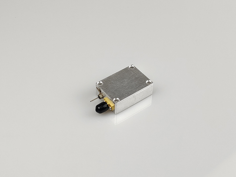 DET40是一種即用型高速光電探測(cè)器，適用于自由空間光學(xué)系統(tǒng)，探測(cè)器有兩種光譜范圍可選，分別是320-1000nm和1000-1700nm。