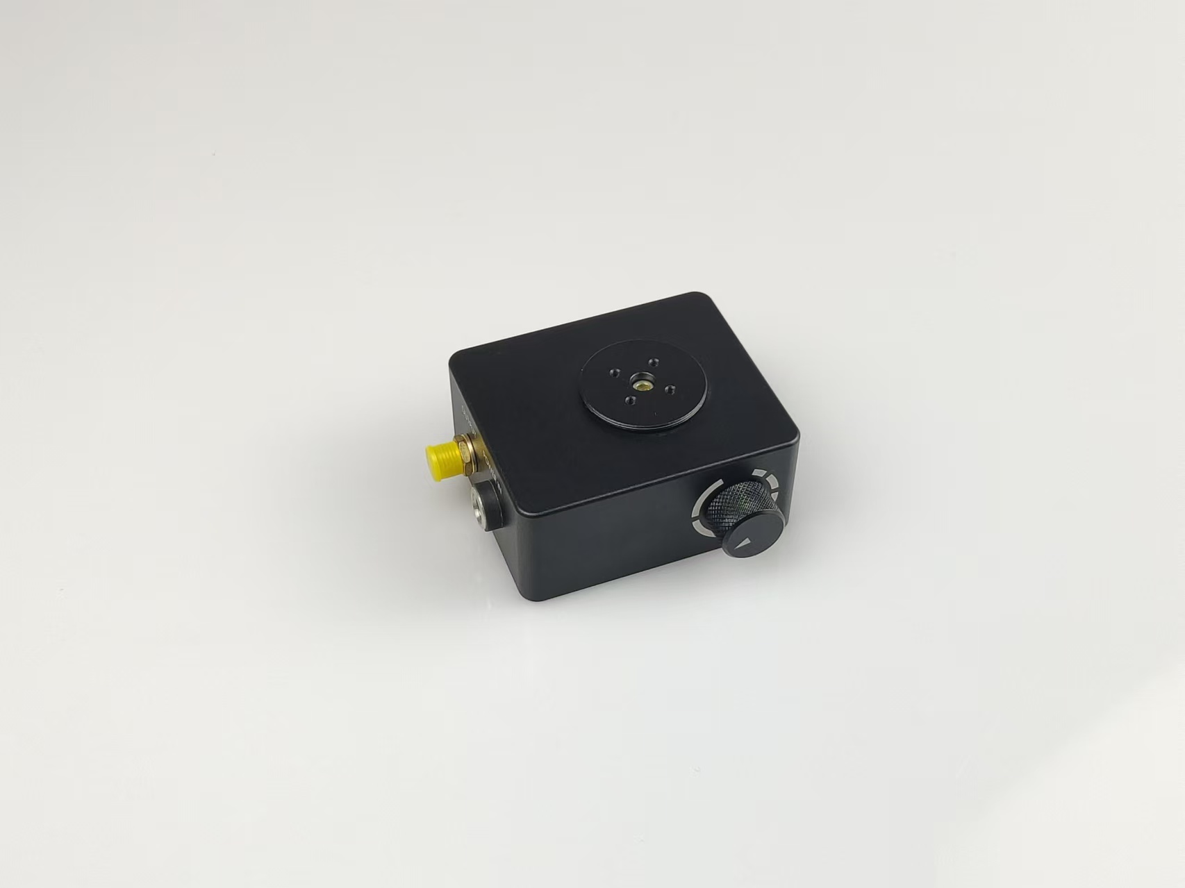 PD510U是一款低噪聲、帶集成放大器的可...